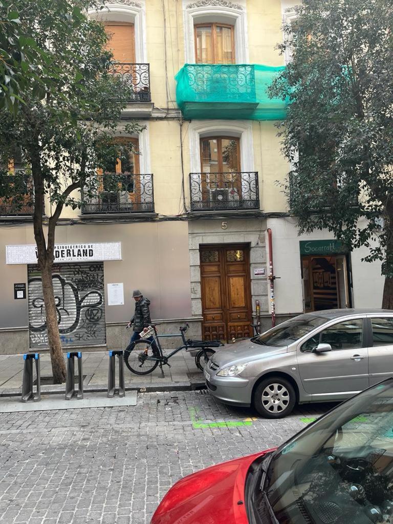 Exyca Malasana Madrid Kültér fotó